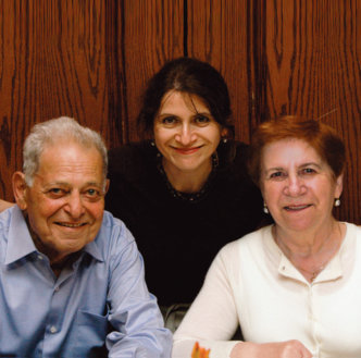 Inna Pecar with parents